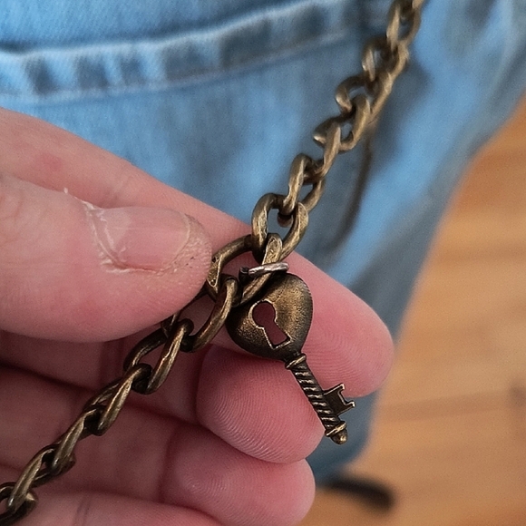 Brass Chain With Key Charms. Versatile. New - Picture 4 of 9
